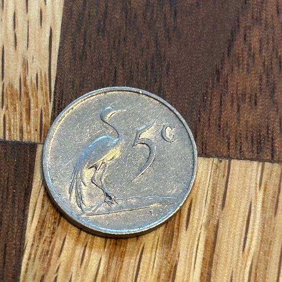 Unique Various Coin Bundle of 4 qty of coins - Nice Little group for a collector - Picture 9 of 14